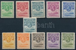 ** 1933 Forgalmi Sor Benne 4p Magasabbra Fogazva / Mi 1-10, 4p With Size Variety - Other & Unclassified