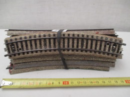 LOT N° 4  -    10 RAILS COURBE  MARKLIN EN   H O  - 20 Cm - Gleise