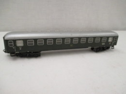 VOITURE - WAGON -miniature    MARKLIN EN   H O  25 Cm - Passenger Trains