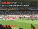 LYON Stade "de Gerland" Coupe Du Monde De Rugby 2007 (Os Lobos Devant Le Haka Des All-Blacks) - Rugby