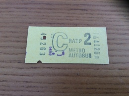 Ticket De Transports RATP (metro, Bus) "C - 2eme Classe" Type 2 - Europe