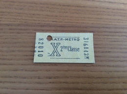 Ticket De Transports * RATP (metro) "X - 2eme Classe" - Europe