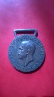 Medaglia  Vittorio Emanuele III Re D'Italia E Imperatore Di Etiopia- (Bronzo) ME31 - Italia