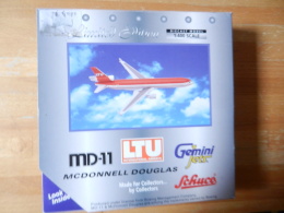 SCHUCO  GEMINI SETS  ECH 1/400   MCDONNELL DOUGLAS  DC 8 61 DELTA - Luchtvaart