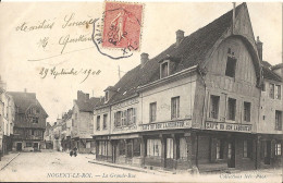 CPA Nogent-le-Roi - La Grande Rue - Nogent Le Roi