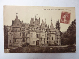 VIGNY - Cour D'Honneur Du Château - Vigny