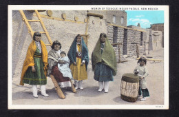 ET1- 41 WOMEN OF TESUQUE INDIAN PUEBLO NEW MEXICO - Amérique