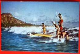 CPSM HAWAII HONOLULU Surfing At WAIKIKI SURF Carte Vintage Sport Surf - Andere