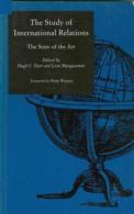 The Study Of International Relations: The State Of The Art Edited By Hugh C.Dyer And Leon Mangasarian ISBN 9780333465288 - Politics/ Political Science