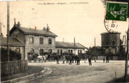 En Berry - ARGENT - La Gare (extérieur) - Attelages - Argent-sur-Sauldre