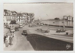 CPSM CIBOURE (Pyrénées Atlantiques) - Le Carrefour Et L'Entrée Du Port - Ciboure