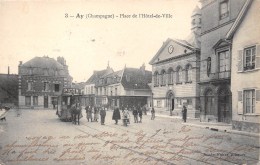 51-AY - PLACE DE L HOTEL DE VILLE - Ay En Champagne