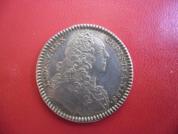 Superbe JETON  MEDAILLE ARGENT LOUIS XV (1715 - 1774) Portrait Rare Aprés 1723 Avec Ce Revers Monnoye Monnaie - Royaux / De Noblesse