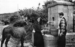 20- CORSE  - SIRINATA -  GROUPE FOLKLORIQUE CORSE D ´AJACCIO ´ Idylle à La Fontaine " - Ajaccio