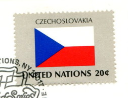 Nations Unies 1981 - YT 346 (o) Sur Fragment - Gebraucht