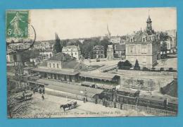 CPA - Chemin De Fer - Train - Vue Sur La Gare Et L'Hôtel De Ville MAISONS-LAFFITTE 78 - Maisons-Laffitte