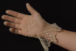 GANTS RESILLE DAME BEIGE Longs 30 Cms Petite BRODERIE CROCHET Sur Le Dos De La Main - 1900-1940