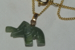 PENDENTIF ELEPHANT En JADE + Sa CHAINE - Necklaces/Chains