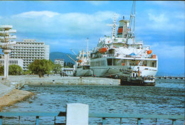 Korea,North -  Postcard Unused - Wonsan Port  - 2/scans - Korea (Noord)