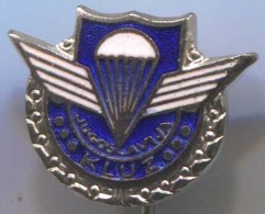 Parachuting - Yugoslavia, Vintage Pin Badge, Enamel - Parachutespringen