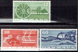 DENMARK  # FROM 1960  STANLEY GIBBONS 421-423** - Neufs