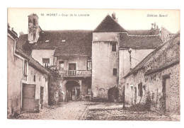 CPA MORET COUR DE LA LEVRETTE UNUSED - Moret Sur Loing