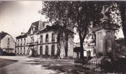 AIGNAY LE DUC La Mairie Et Le Monument - Aignay Le Duc