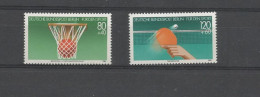 Timbre , DEUTSCHE BUNDESPOST , BERLIN FÜR DEN SPORT , 1985 , Lot De 2 Timbres - Other & Unclassified