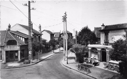 TREMBLAY-en-FRANCE - VERT-GALANT - Vue Panoramique, Avenue De La Gare - Restaurant "Albert" - Société Des Vins De France - Tremblay En France