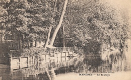 ( CPA 94 )  MANDRES  /  La Rivière - - Mandres Les Roses