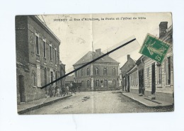 CPA Très Très Abîmée , Très  Tachée -  Hornoy  - Rue D´Airaines , La Poste Et L´Hôtel De Ville - Hornoy Le Bourg