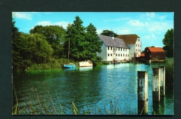 ENGLAND  -  Hambleden  The Mill And River Thames  Unused Postcard - Buckinghamshire