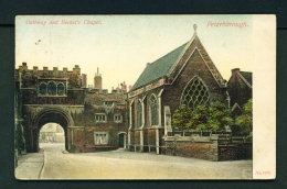 ENGLAND  -  Peterborough  Gateway And Becket's Chapel  Used Vintage Postcard As Scans - Sonstige & Ohne Zuordnung