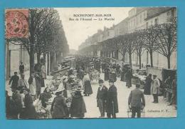 CPA - Métier Marchands Ambulants Marché Rue De L'Arsenal ROCHEFORT SUR MER 17 - Rochefort