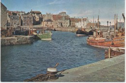 PITTENWEEM - EAST NEUK - FIFE - FISHING BOATS IN HARBOUR - Fife