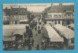 CPA - Métier Marchands Ambulants Marché Et Avenue De La Gare LA LOUPE  28 - La Loupe