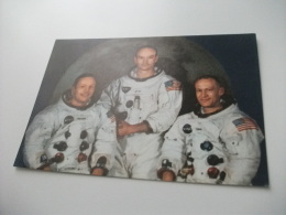 LA CORSA ALLA LUNA ASTRONAUTI AMERICANI L'equipaggio Dell'Apollo 11 (Armstrong, Collins E Aldrin) - Space