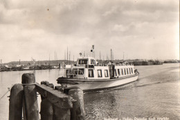 STRALSUND  -  HAFEN DOMPFER NACH ALTEFÄHR - - Stralsund