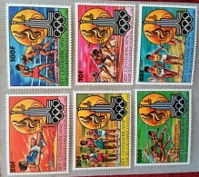 CENTRAFRIQUE Jeux Olympiques MOSCOU 80. Surcharge  ROUGE. Yvert N° 462/65 + PA 237/38 ** MNH. - Verano 1980: Moscu