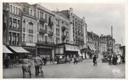 DOUAI - La Grande Place. - Douai