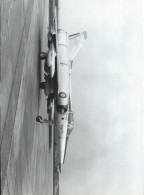 Photographie D´époque/Avions Marcel DASSAULT/Avion De Combat /Mirage M5/ CEV Cazaux/Vers  1967   AV16 - Luchtvaart