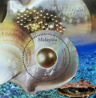 Malaysia Pearls 2015 Ocean Marine Life Decoration Shell Pearl (ms) MNH *unusual *glitter Foil *odd *embossing - Malaysia (1964-...)