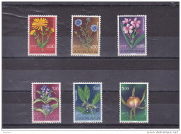 YOUGOSLAVIE Fleurs, Fleur, Yvert N°1094/99 * MLH - Andere & Zonder Classificatie