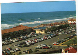 CPM  64   ANGLET   1973   VUE SUR LA PISCINE ET LA PLAGE   GRAND PARKING - Anglet