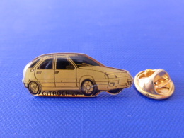 Pin´s Citroen - ZX Blanche (JC31) - Citroën