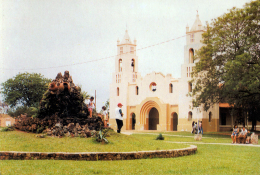 POSTACRD POSTAL PARAGUAY - TOBATI - IGLESIA PARROQUIAL Y MONUMENTO AL CANTARO - Paraguay