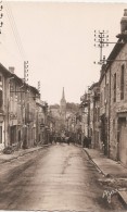 MONTFAUCON DU VELAY  - 43  -  La Grande Rue - Montfaucon En Velay