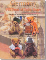 GAMBIA SHEET TEDDY BEARS - Poupées