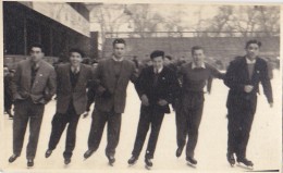 Skating In Prag Czechoslovakia Real Photo 1947 - Figure Skating