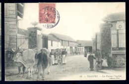 Cpa Du 78  Trappes -- La Ferme Pluchet    LIOB71 - Trappes